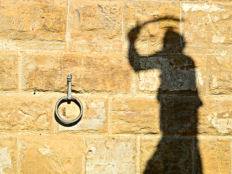 Giuditta e Oloferne. Ombra su Palazzo Vecchio