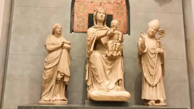 La Madonna dagli occhi di vetro